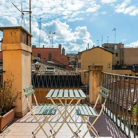 Lägenhet Piella Panoramic Rooftop Bologna